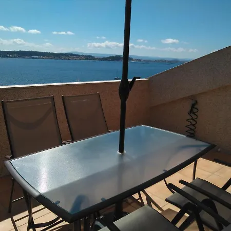 Impresionantes Vistas Al Mar Cerca De Santiago Boiro